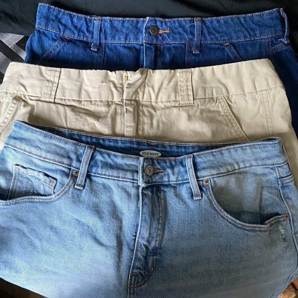 Old navy & Gap Jean Skirts (BUNDLE OF 3) 2 old navy denim light blue, dark blue.